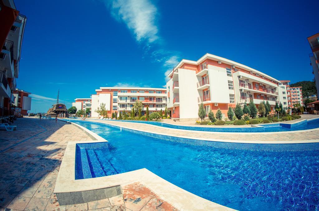 Privillege Fort Noks Beach Apartments Elenite Exterior foto